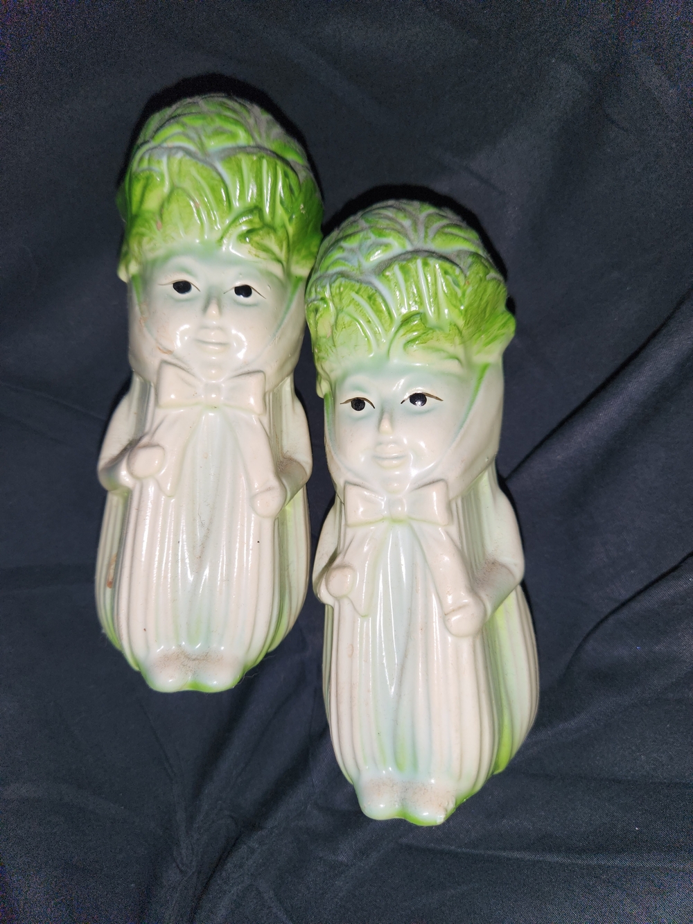 Celery Ceramic Figurine Salt & Pepper Set - Kitchen